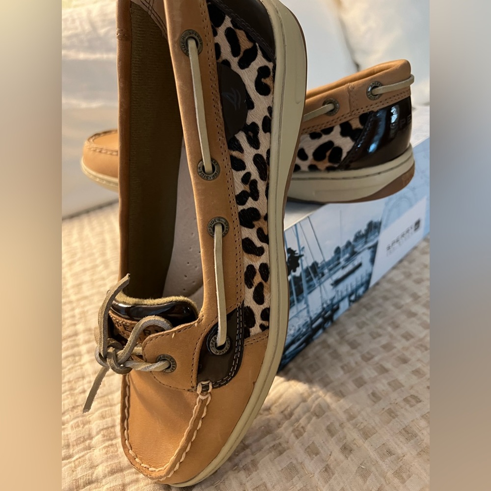 Sperry Leopard Pony. Womens size 9.5 Med. NWT